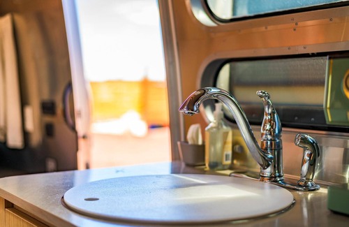Valle House | Airstream w/Private Hot Tub (Unit E) - 5 Person Airstream with Private Hot Tub