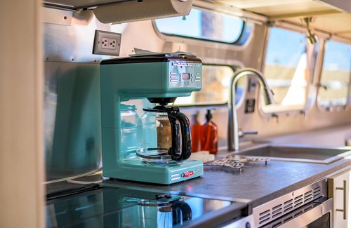 Valle House | Airstream with Bunk & Private Hot Tub (Unit L) - 6 Person Airstream with Bunkbed