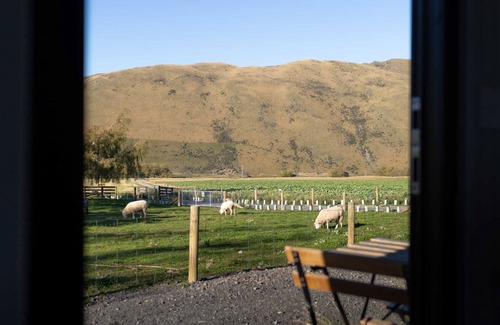 Mackenzie Country House | Airstrip Stays by Tiny Away