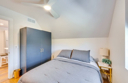 Belleville Apartment | Airy Belleville Guest House with Deck!