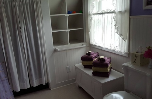 Bass Harbor Cottage | Aisling Cottage - Harbor Views from Every Room
