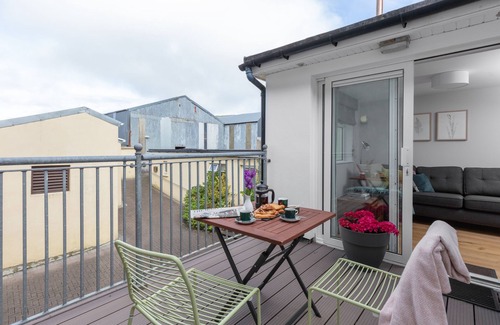 Dingle Apartment | Aistear 2 bedroom apartment VRBO