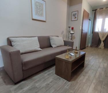 Tripoli Apartment | Aithra 2