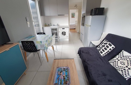 Aix-les-Bains Apartment | Aix-les-Bains Grand Port T2 Furnished 3 Stars Terrace 57m2