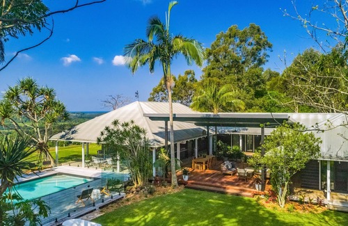Myocum Villa | Aja - swimming pool & ocean views