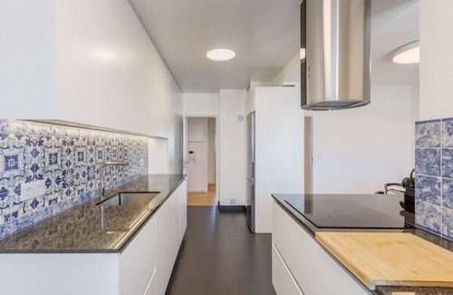 Caselas Apartment | Ajuda · Belvedere TM Flat With a Magnificent View