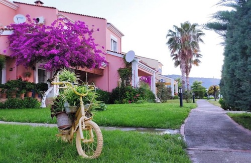 Camyuva House | AKDENİZEVLERİ- Camyuva,Kemer 2+1 GARDEN FLOOR