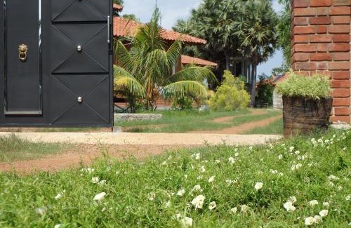 Kalkudah Hotel | Aki Villa