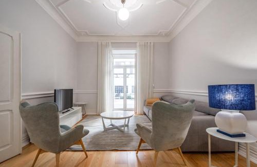 Lisbon Old Town Apartment | Akicity Marques Ruby