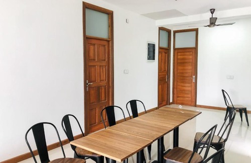 Thulusdhoo Island House | Akiri Surf Residence