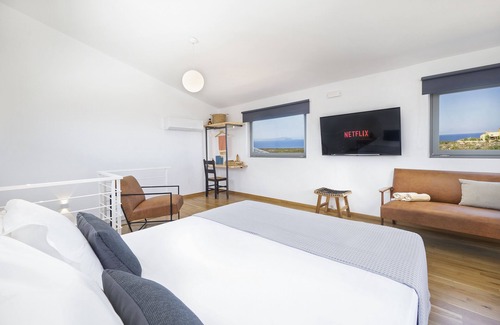 Chania Hotel | Akrotiri Apt with Sea view