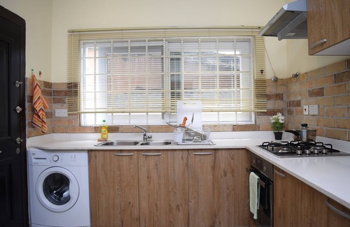 Tesano Apartment | Akwaaba (welcome) to a serene, quiet and relaxing getaway!