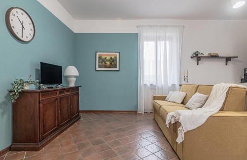 Lainate Apartment | Al Civico 11, elegante e silenziosa, nel pieno Centro di Lainate, comodo per Rho Fiera Milano