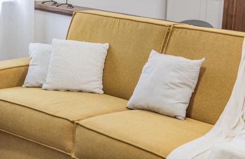 Lainate Apartment | Al Civico 11, elegante e silenziosa, nel pieno Centro di Lainate, comodo per Rho Fiera Milano