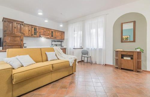 Lainate Apartment | Al Civico 11, elegante e silenziosa, nel pieno Centro di Lainate, comodo per Rho Fiera Milano