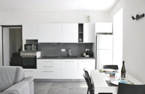 Argegno Apartment | Al Pontile - by My Home In Como