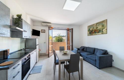 San Felice del Benaco Apartment | Al Porto balcony close to the lake