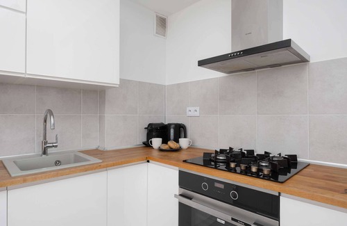 Saska Kepa Apartment | Al. Stanów Zjednoczonych 26 Warsaw | Luxurious Apartment with Beautiful City Vie