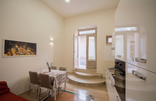 Lesina Apartment | Al Vecchio Fontanile 8 /A