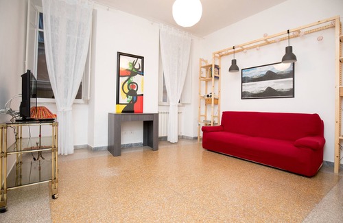 Tivoli Apartment | "Al Vicolo di San Getulio," along the walls of the Villa d'Este gardens.