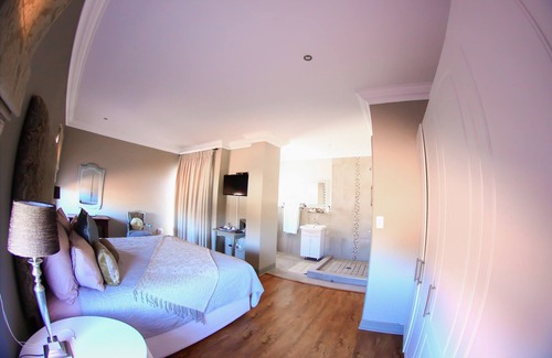 Langebaan Bed & Breakfast | Alabaster Box B&B