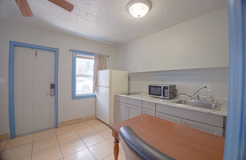 Merritt Island Hotel | Aladdin Motel By OYO Merritt Island