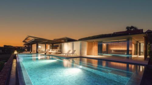 Kuta Villa | ALAIA one Private Villa - Brand New! - STARLINK WIFI