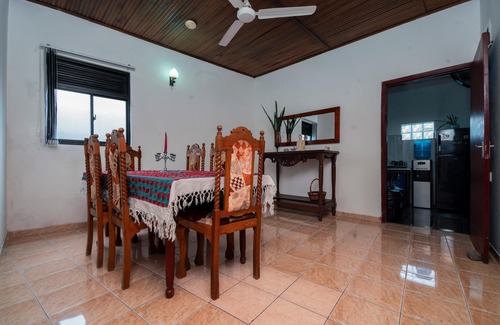 Sri Jayawardenepura Kotte Condo | ALAKESHWARA HOME STAY nFULLY FURNISH 3 BED ROOM 2 bath APARTMENT IN KOTTE