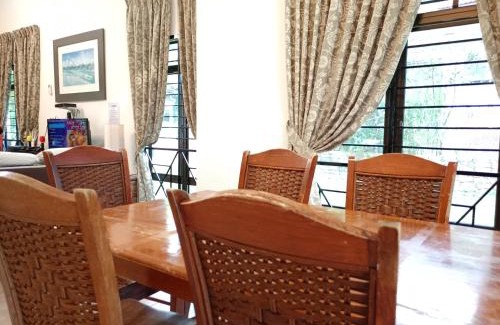 Alor Gajah Villa | Alamanda 864 Afamosa Private Swimming Pool Kareoke BBQ