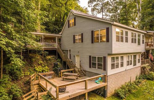 Bryson City House | Alarka Creek Oasis