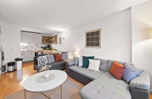 Lewisham Apartment | Alaska Apartment, Greenwich
