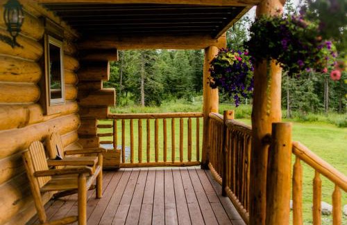 Palmer Bed & Breakfast | Alaska Knotty Pine B&B