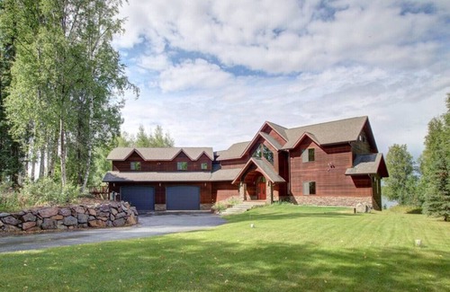 Big Lake House | Alaska Lake Front Luxury