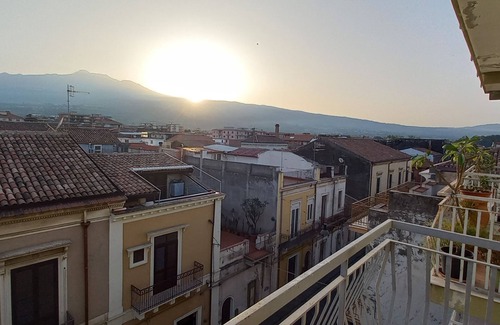 Coste Apartment | Alba Marina and Tramonti Etnei - 80 meters from the sea between Taormina and Catania.