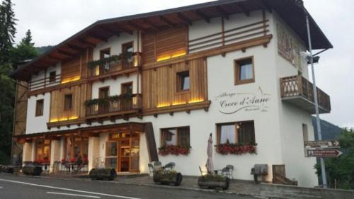 Sovramonte Hotel | Albergo Croce d'Aune