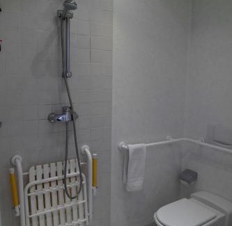Porto Valtravaglia Hotel | Albergo Del Sole