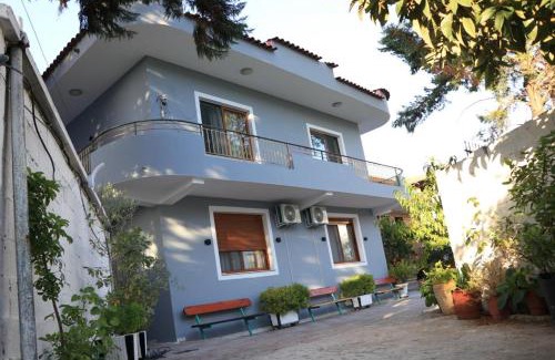 Sheqi i Vogel House | Albora Guest House