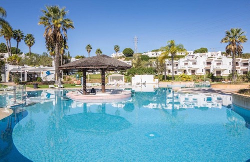 Alpouvar Apartment | Albufeira Apartment