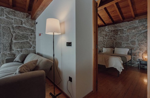 Fafe Bed & Breakfast | Aldeia do Pontido - Casa do Forninho