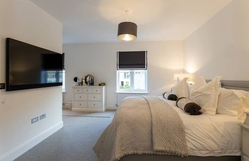 Nether Alderley House | Alderley Park - Stylish 4 Bedroom Home