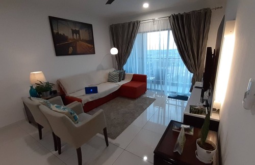 Shah Alam Apartment | Aldridge Residence Tropical Deluxe Suite
