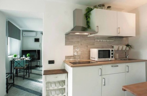 La Spezia Apartment | Ale 5Terre Guest House-garden 2 minutes from the station