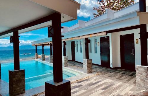 Alegria Resort | Alegria Water Front Beach House