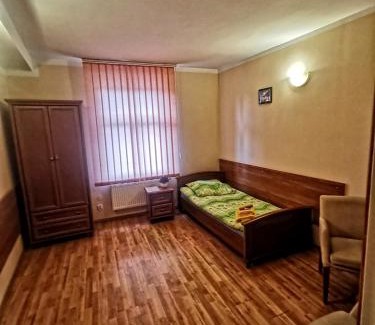 Radruz Bed & Breakfast | "Aleksandrówka" Restauracja i Noclegi