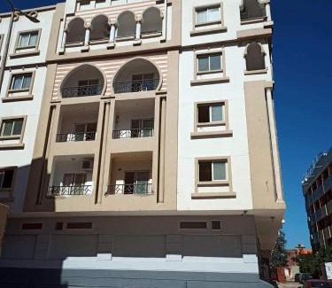 Sheraton Road -Sakkala Apartment | Alena Lempachova