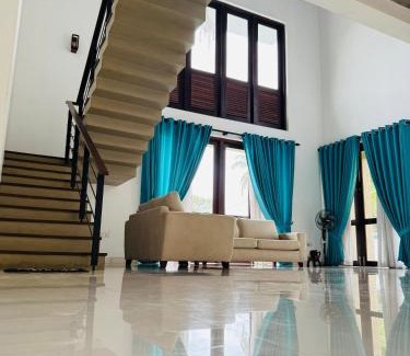 Ekala House | Alex's Place