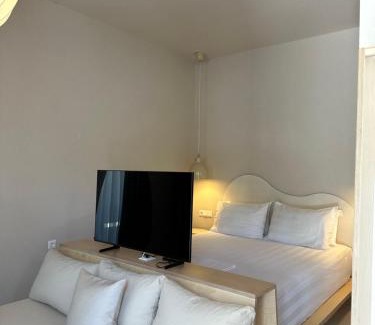 Jala Apartment | Alex & Sofi Hotel