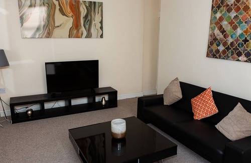 South Shields House | Alexander Apartments Double Rooms-Shared Bathroom