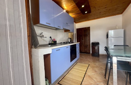Alta Valle Intelvi Apartment | Alexander Place Chestnut