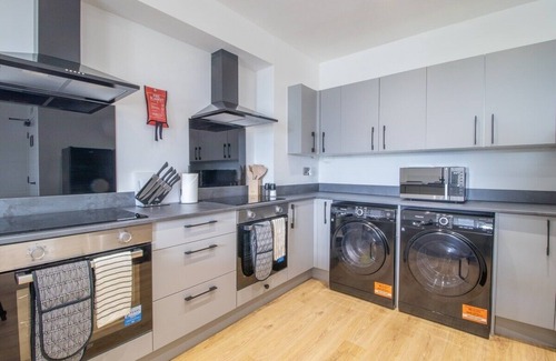 Grangemouth Apartment | Alexandra Apt - Double Room #6